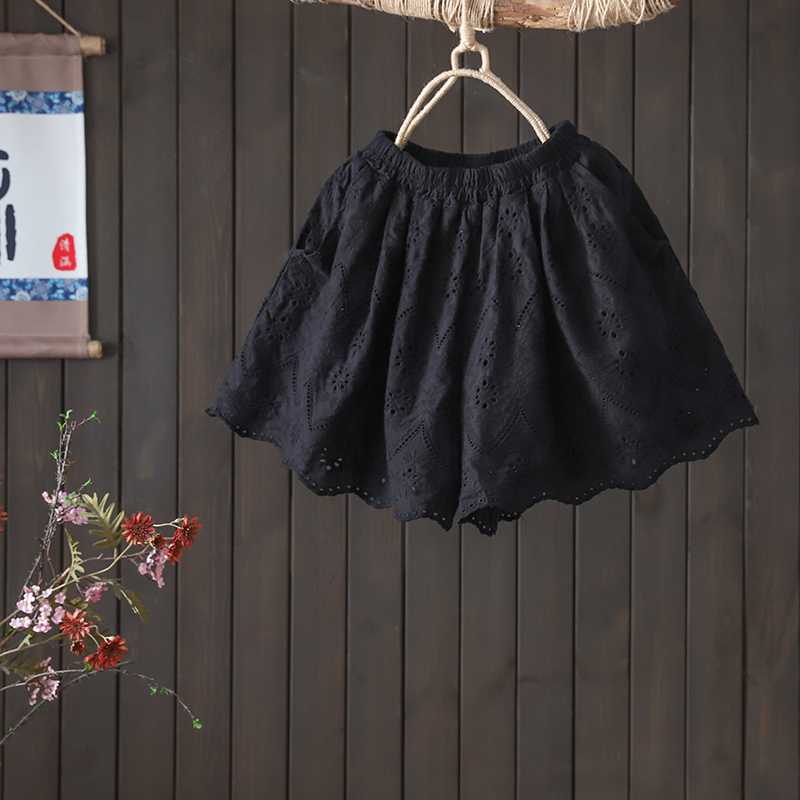Mori Women's Cotton And Linen Hollow Women's Lace Shorts