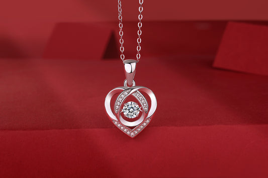 Herz, um Ihr luxuriöses Mode-Diamant-Anhänger-Halsketten-Set mit Mosan-Diamant-Silberornamenten zu haben